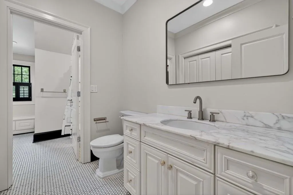3303 Habersham Road Nw, Atlanta, Georgia 30305, 6 Bedrooms Bedrooms, ,5 BathroomsBathrooms,Residential,For Sale,3303 Habersham Road Nw,7638369