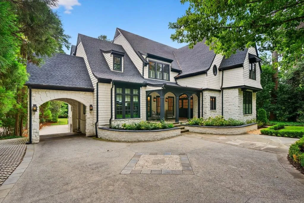 3303 Habersham Road Nw, Atlanta, Georgia 30305, 6 Bedrooms Bedrooms, ,5 BathroomsBathrooms,Residential,For Sale,3303 Habersham Road Nw,7638369