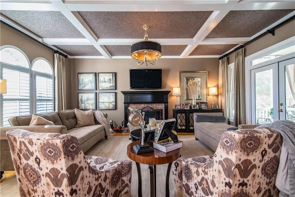 310 Hunting View Court, Atlanta, Georgia 30328, 5 Bedrooms Bedrooms, ,4 BathroomsBathrooms,Residential,Sold,310 Hunting View Court,5819520