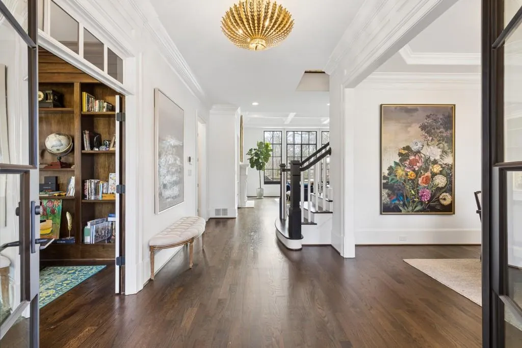 4583 Stella Drive, Atlanta, Georgia 30327, 6 Bedrooms Bedrooms, ,5 BathroomsBathrooms,Residential,For Sale,4583 Stella Drive,7738410