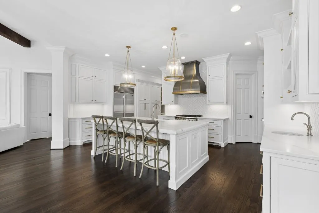 4583 Stella Drive, Atlanta, Georgia 30327, 6 Bedrooms Bedrooms, ,5 BathroomsBathrooms,Residential,For Sale,4583 Stella Drive,7738410