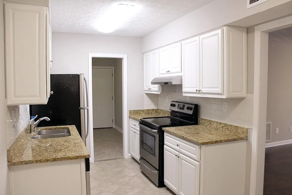 9400 Roberts Drive Unit 4b, Atlanta, Georgia 30350, 2 Bedrooms Bedrooms, ,2 BathroomsBathrooms,Residential,Sold,9400 Roberts Drive Unit 4b,6714238