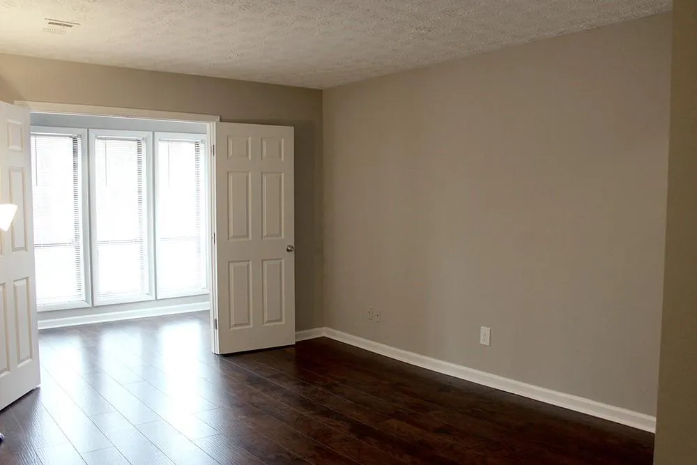 9400 Roberts Drive Unit 4b, Atlanta, Georgia 30350, 2 Bedrooms Bedrooms, ,2 BathroomsBathrooms,Residential,Sold,9400 Roberts Drive Unit 4b,6714238