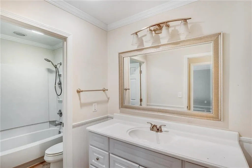 1104 Wingate Way, Sandy Springs, Georgia 30350, 2 Bedrooms Bedrooms, ,2 BathroomsBathrooms,Residential,Sold,1104 Wingate Way,7110774