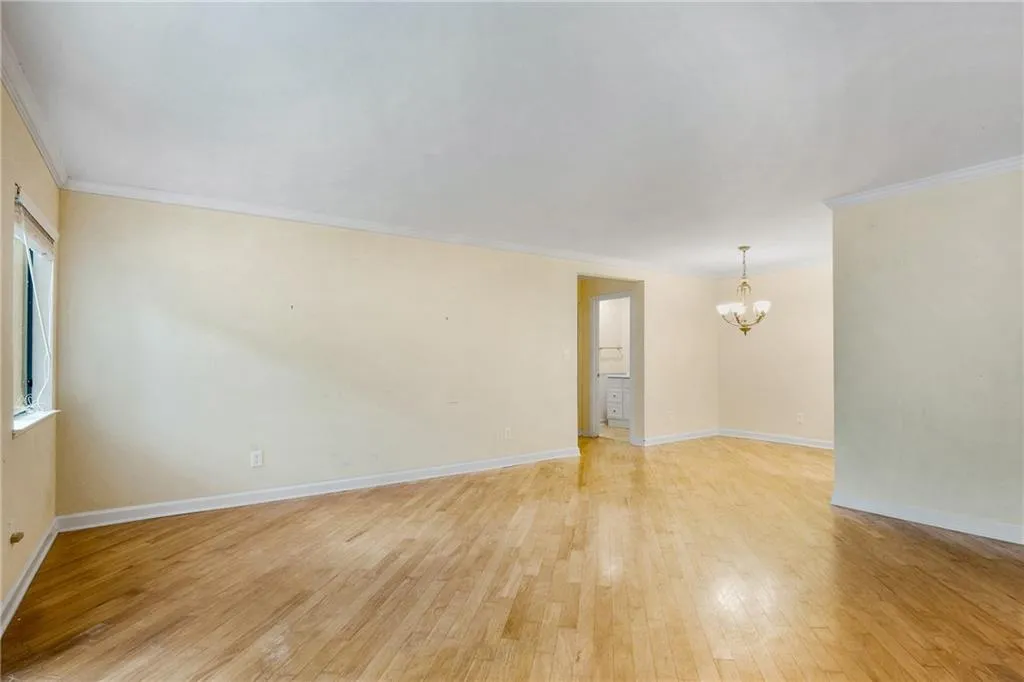 1104 Wingate Way, Sandy Springs, Georgia 30350, 2 Bedrooms Bedrooms, ,2 BathroomsBathrooms,Residential,Sold,1104 Wingate Way,7110774
