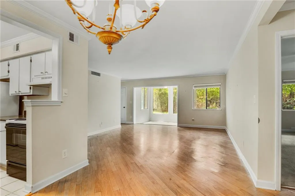 1104 Wingate Way, Sandy Springs, Georgia 30350, 2 Bedrooms Bedrooms, ,2 BathroomsBathrooms,Residential,Sold,1104 Wingate Way,7110774