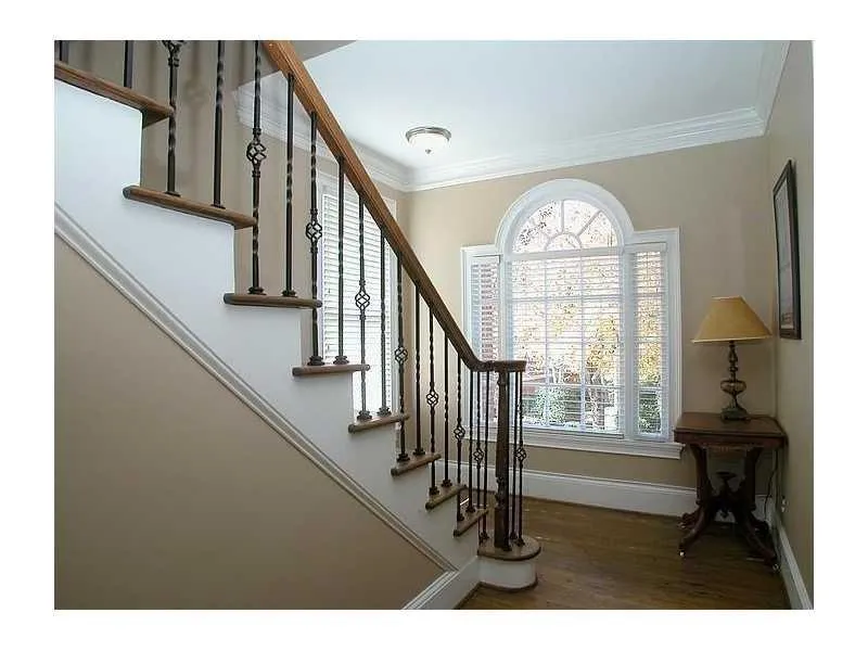 7155 Roswell Road Unit 7, Atlanta, Georgia 30328, 3 Bedrooms Bedrooms, ,3 BathroomsBathrooms,Residential,Sold,7155 Roswell Road Unit 7,5639338