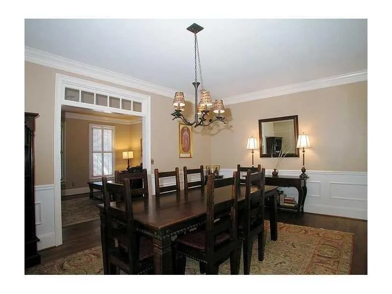 7155 Roswell Road Unit 7, Atlanta, Georgia 30328, 3 Bedrooms Bedrooms, ,3 BathroomsBathrooms,Residential,Sold,7155 Roswell Road Unit 7,5639338