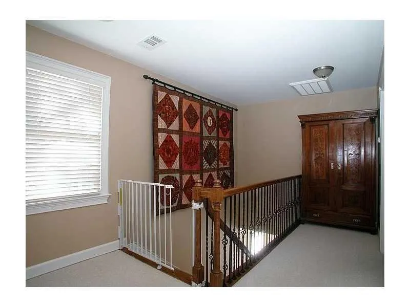 7155 Roswell Road Unit 7, Atlanta, Georgia 30328, 3 Bedrooms Bedrooms, ,3 BathroomsBathrooms,Residential,Sold,7155 Roswell Road Unit 7,5639338