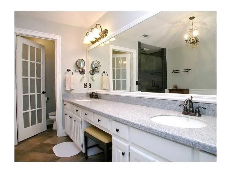 7155 Roswell Road Unit 7, Atlanta, Georgia 30328, 3 Bedrooms Bedrooms, ,3 BathroomsBathrooms,Residential,Sold,7155 Roswell Road Unit 7,5639338