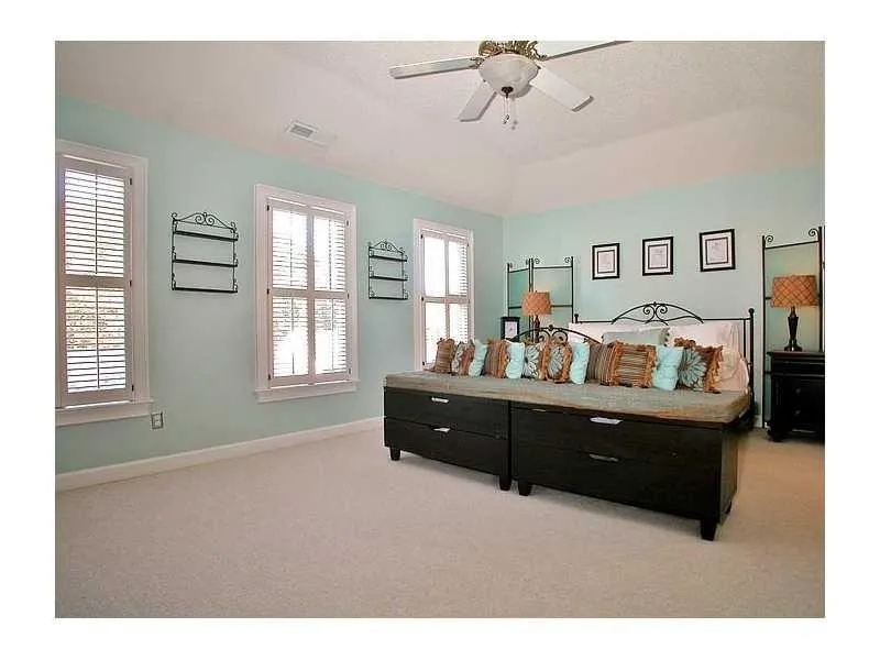 7155 Roswell Road Unit 7, Atlanta, Georgia 30328, 3 Bedrooms Bedrooms, ,3 BathroomsBathrooms,Residential,Sold,7155 Roswell Road Unit 7,5639338