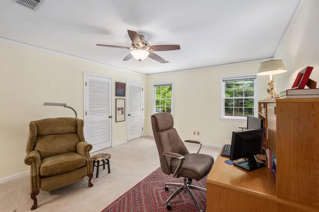 300 Lighthouse Point, Sandy Springs, Georgia 30328, 5 Bedrooms Bedrooms, ,3 BathroomsBathrooms,Residential,Sold,300 Lighthouse Point,6879794