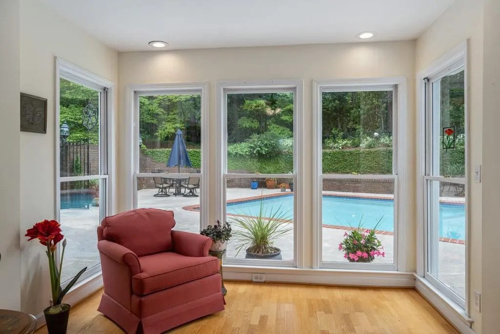 300 Lighthouse Point, Sandy Springs, Georgia 30328, 5 Bedrooms Bedrooms, ,3 BathroomsBathrooms,Residential,Sold,300 Lighthouse Point,6879794