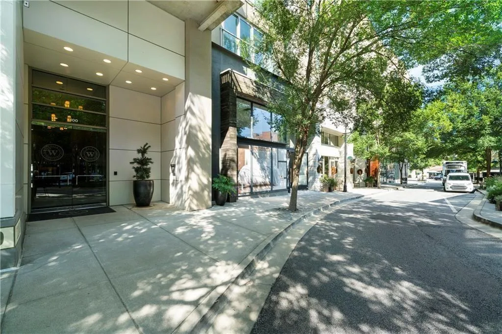 1100 Howell Mill Road Nw Unit 710, Atlanta, Georgia 30318, 2 Bedrooms Bedrooms, ,2 BathroomsBathrooms,Residential,For Sale,1100 Howell Mill Road Nw Unit 710,7667090