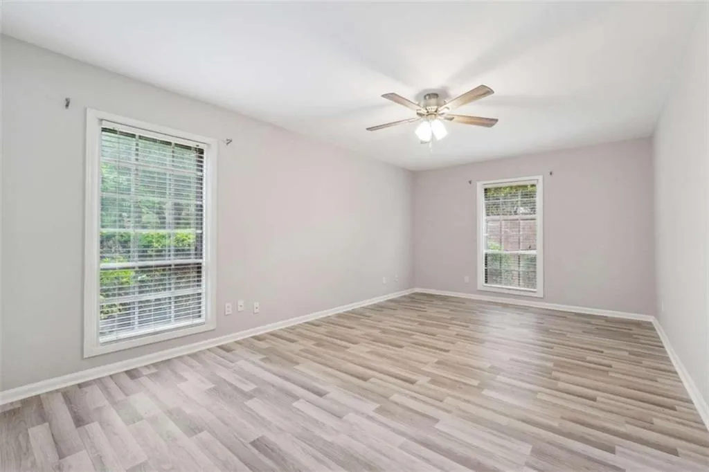 6851 Roswell Rd Road Unit H26, Sandy Springs, Georgia 30328, 2 Bedrooms Bedrooms, ,2 BathroomsBathrooms,Residential,Sold,6851 Roswell Rd Road Unit H26,7258601