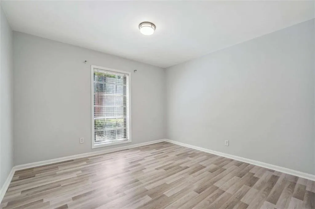 6851 Roswell Rd Road Unit H26, Sandy Springs, Georgia 30328, 2 Bedrooms Bedrooms, ,2 BathroomsBathrooms,Residential,Sold,6851 Roswell Rd Road Unit H26,7258601