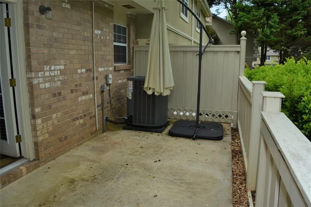 6900 Roswell Road Unit F11, Atlanta, Georgia 30328, 2 Bedrooms Bedrooms, ,2 BathroomsBathrooms,Residential,Sold,6900 Roswell Road Unit F11,6918224