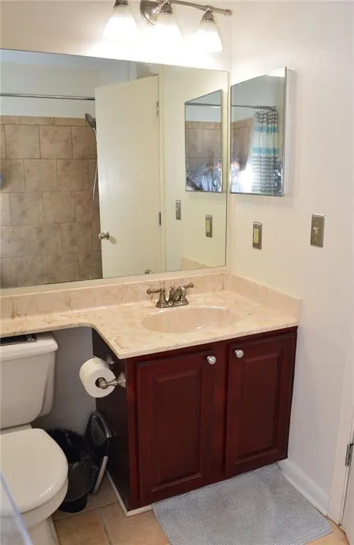 6900 Roswell Road Unit F11, Atlanta, Georgia 30328, 2 Bedrooms Bedrooms, ,2 BathroomsBathrooms,Residential,Sold,6900 Roswell Road Unit F11,6918224