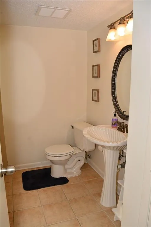 6900 Roswell Road Unit F11, Atlanta, Georgia 30328, 2 Bedrooms Bedrooms, ,2 BathroomsBathrooms,Residential,Sold,6900 Roswell Road Unit F11,6918224