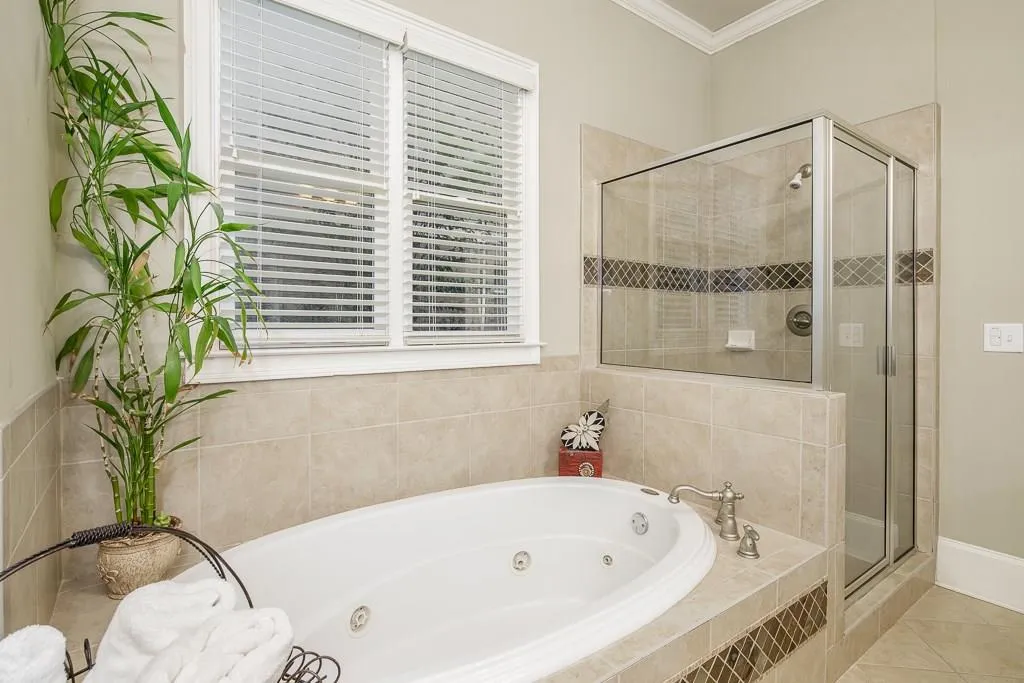 6377 Cotswold Lane, Sandy Springs, Georgia 30328, 5 Bedrooms Bedrooms, ,4 BathroomsBathrooms,Residential,Sold,6377 Cotswold Lane,6098347
