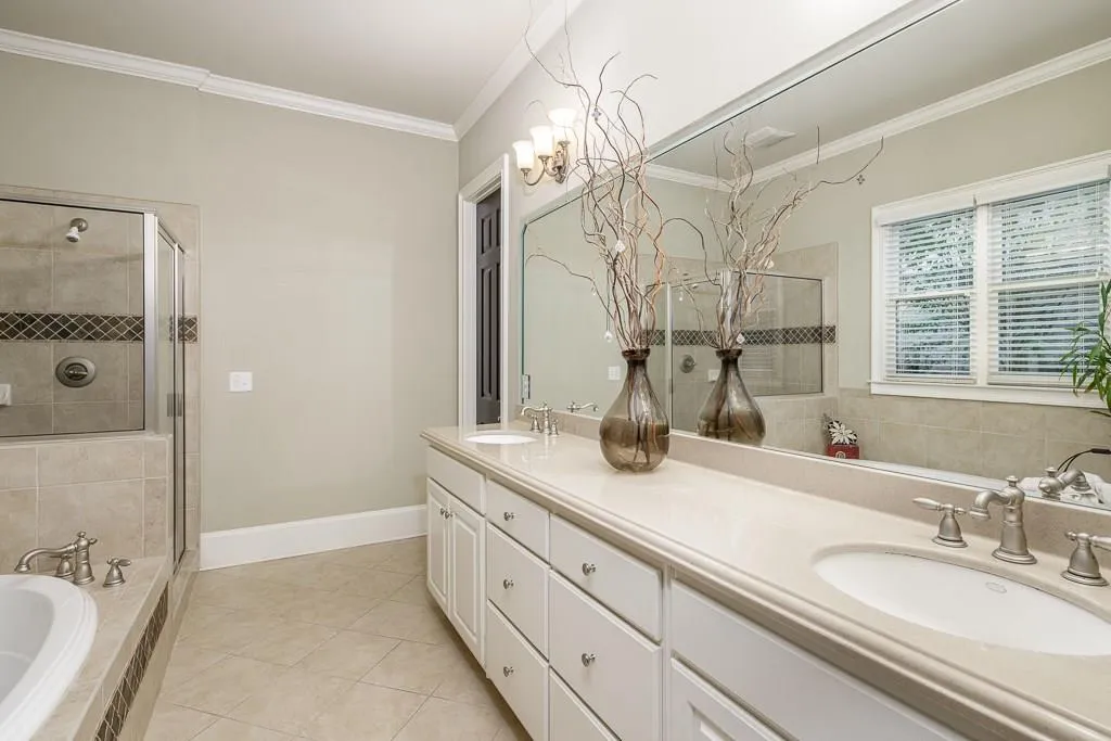 6377 Cotswold Lane, Sandy Springs, Georgia 30328, 5 Bedrooms Bedrooms, ,4 BathroomsBathrooms,Residential,Sold,6377 Cotswold Lane,6098347