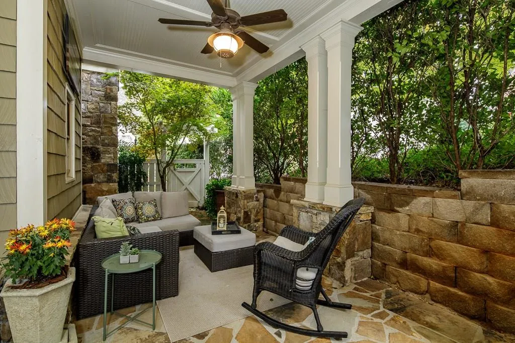 6377 Cotswold Lane, Sandy Springs, Georgia 30328, 5 Bedrooms Bedrooms, ,4 BathroomsBathrooms,Residential,Sold,6377 Cotswold Lane,6098347