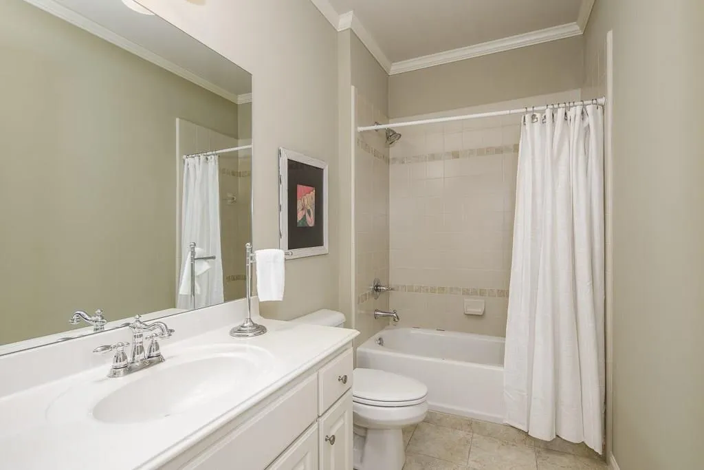 6377 Cotswold Lane, Sandy Springs, Georgia 30328, 5 Bedrooms Bedrooms, ,4 BathroomsBathrooms,Residential,Sold,6377 Cotswold Lane,6098347