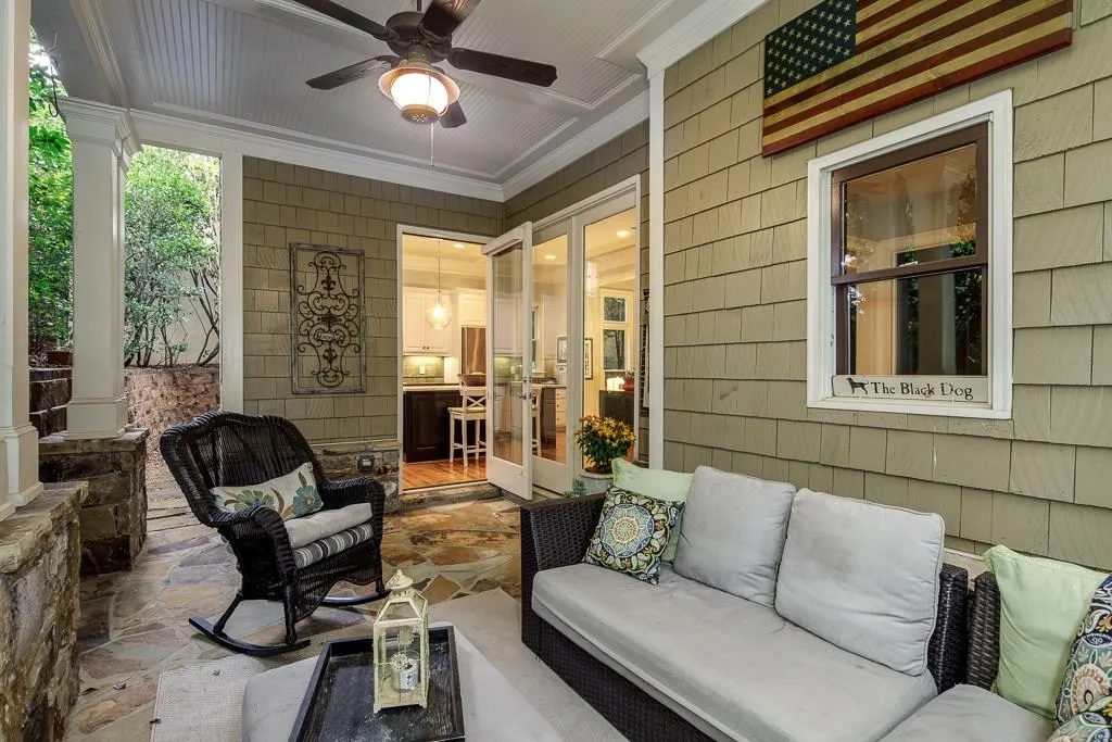 6377 Cotswold Lane, Sandy Springs, Georgia 30328, 5 Bedrooms Bedrooms, ,4 BathroomsBathrooms,Residential,Sold,6377 Cotswold Lane,6098347