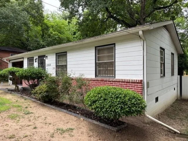 2800 Browntown Road Nw, Atlanta, Georgia 30318, 3 Bedrooms Bedrooms, ,1 BathroomBathrooms,Residential,Sold,2800 Browntown Road Nw,7587052
