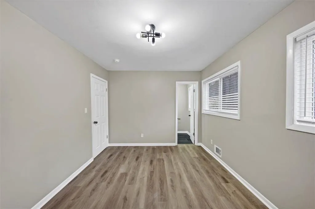 847 Magna Carta Drive Nw, Atlanta, Georgia 30318, ,Residential Income,For Sale,847 Magna Carta Drive Nw,7628581
