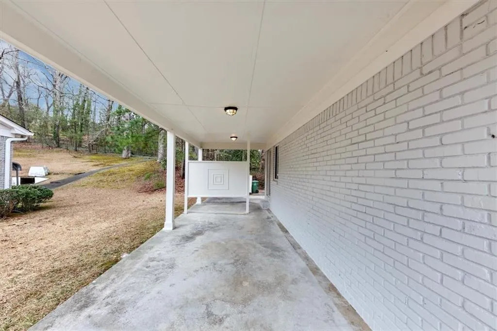 847 Magna Carta Drive Nw, Atlanta, Georgia 30318, ,Residential Income,For Sale,847 Magna Carta Drive Nw,7628581