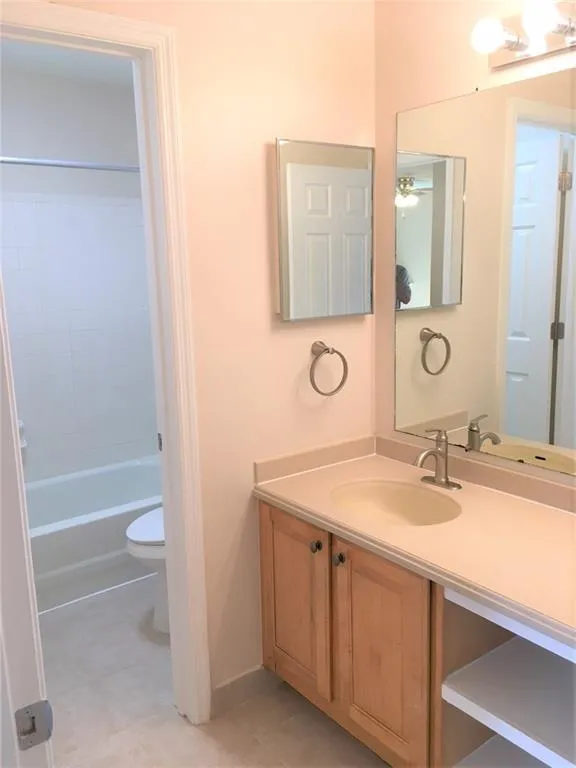 622 Granville Court Unit 622, Sandy Springs, Georgia 30328, 1 Bedroom Bedrooms, ,1 BathroomBathrooms,Residential,Sold,622 Granville Court Unit 622,6994329