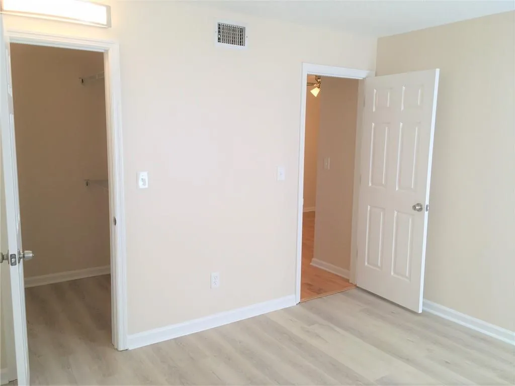 622 Granville Court Unit 622, Sandy Springs, Georgia 30328, 1 Bedroom Bedrooms, ,1 BathroomBathrooms,Residential,Sold,622 Granville Court Unit 622,6994329