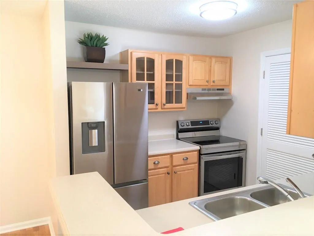 622 Granville Court Unit 622, Sandy Springs, Georgia 30328, 1 Bedroom Bedrooms, ,1 BathroomBathrooms,Residential,Sold,622 Granville Court Unit 622,6994329