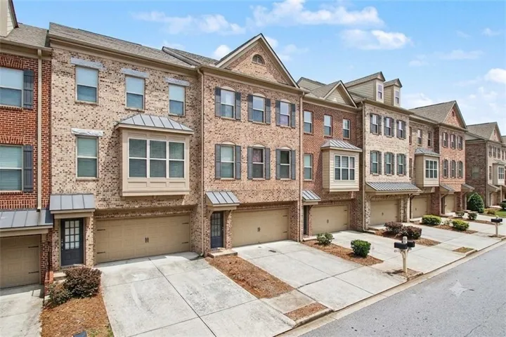 2707 Hallwood Lane, Suwanee, Georgia 30024