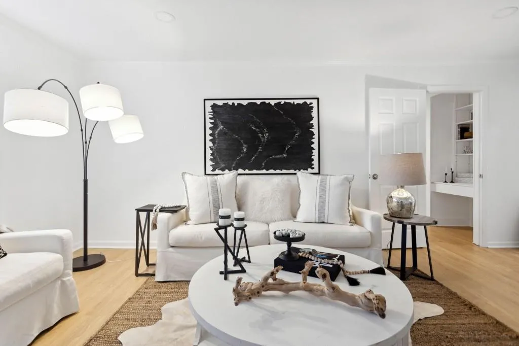 6851 Roswell Road Unit O-13, Atlanta, Georgia 30328, 4 Bedrooms Bedrooms, ,2 BathroomsBathrooms,Residential,Sold,6851 Roswell Road Unit O-13,7201291