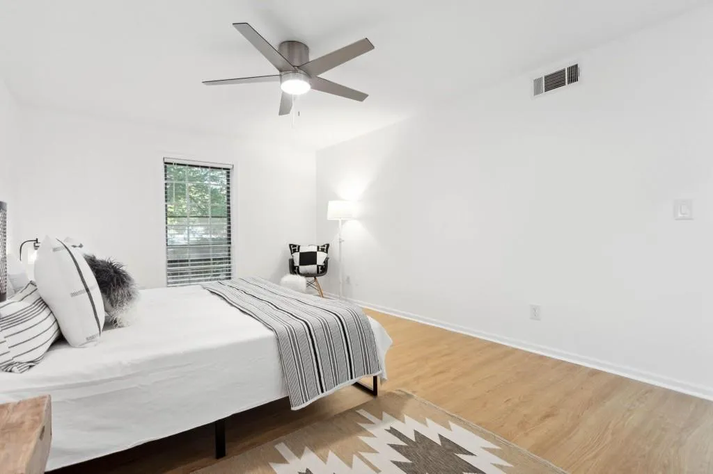 6851 Roswell Road Unit O-13, Atlanta, Georgia 30328, 4 Bedrooms Bedrooms, ,2 BathroomsBathrooms,Residential,Sold,6851 Roswell Road Unit O-13,7201291