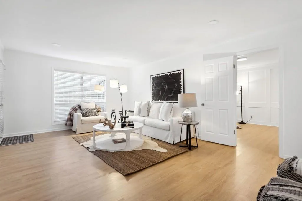 6851 Roswell Road Unit O-13, Atlanta, Georgia 30328, 4 Bedrooms Bedrooms, ,2 BathroomsBathrooms,Residential,Sold,6851 Roswell Road Unit O-13,7201291