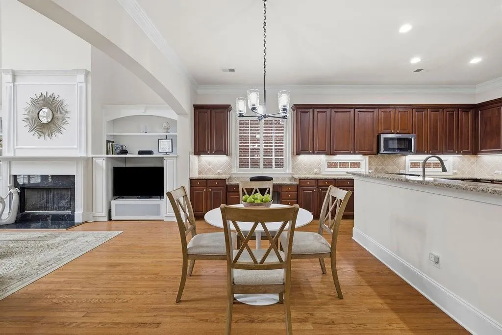 305 Wembley Circle, Sandy Springs, Georgia 30328, 4 Bedrooms Bedrooms, ,3 BathroomsBathrooms,Residential,For Sale,305 Wembley Circle,7749627