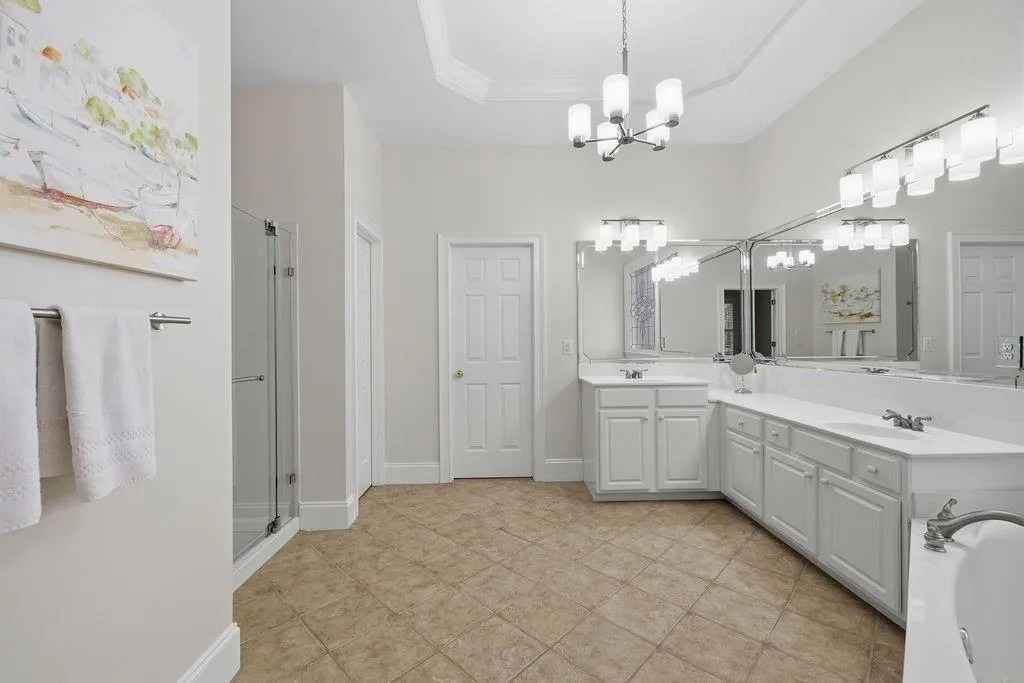 305 Wembley Circle, Sandy Springs, Georgia 30328, 4 Bedrooms Bedrooms, ,3 BathroomsBathrooms,Residential,For Sale,305 Wembley Circle,7749627