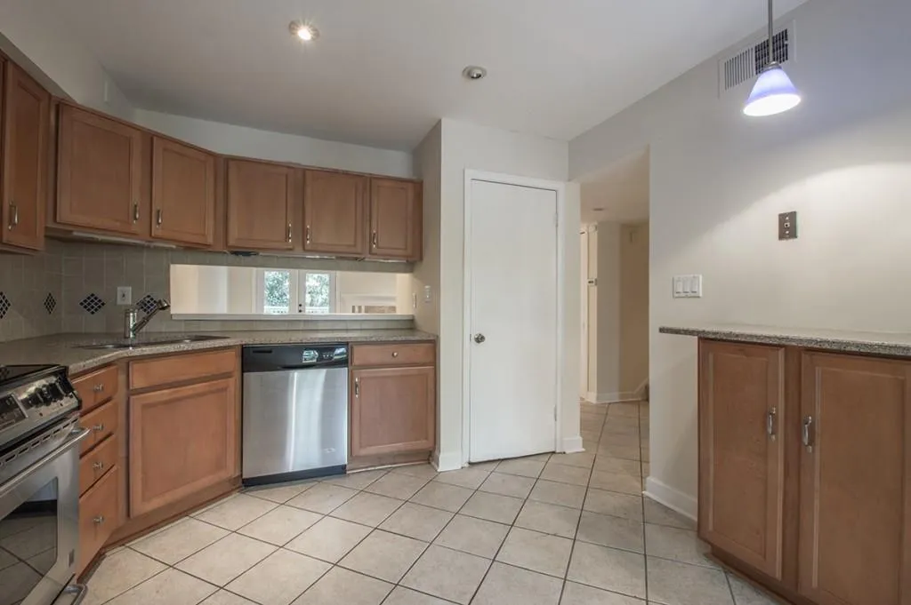 1210 Druid Knoll Drive Unit 1210, Brookhaven, Georgia 30319, 4 Bedrooms Bedrooms, ,3 BathroomsBathrooms,Residential,Sold,1210 Druid Knoll Drive Unit 1210,5773821