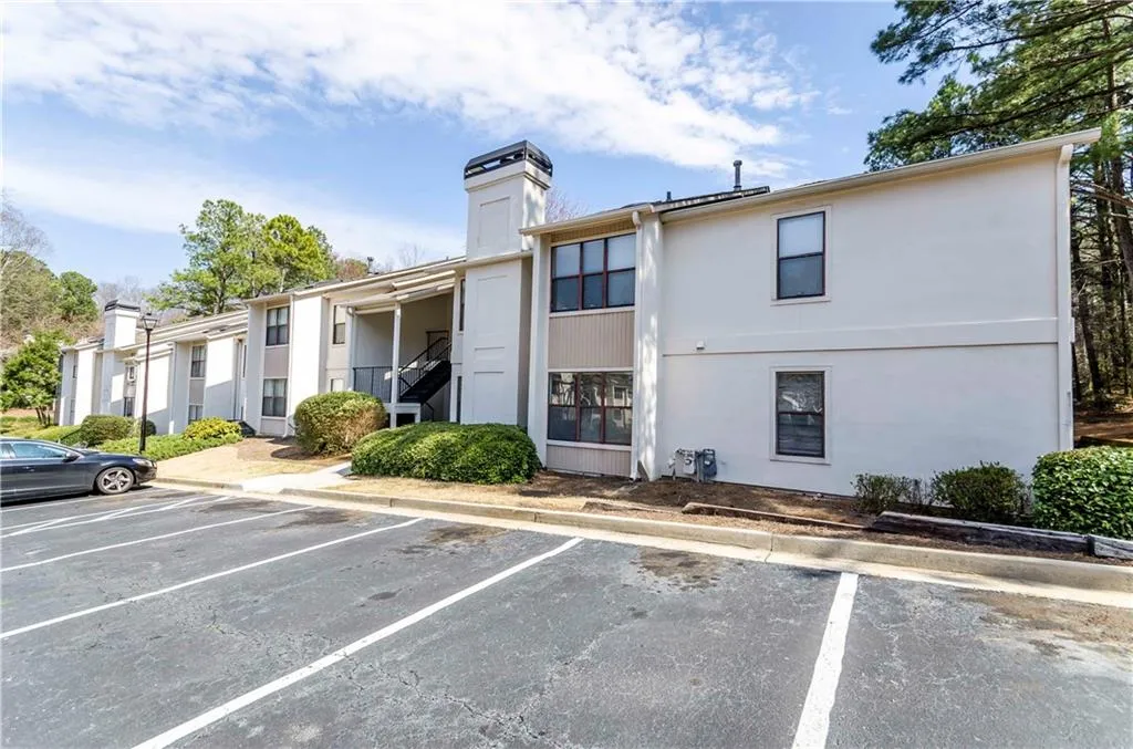 1412 Huntingdon Chase, Atlanta, Georgia 30350, 2 Bedrooms Bedrooms, ,2 BathroomsBathrooms,Residential,Sold,1412 Huntingdon Chase,5960232