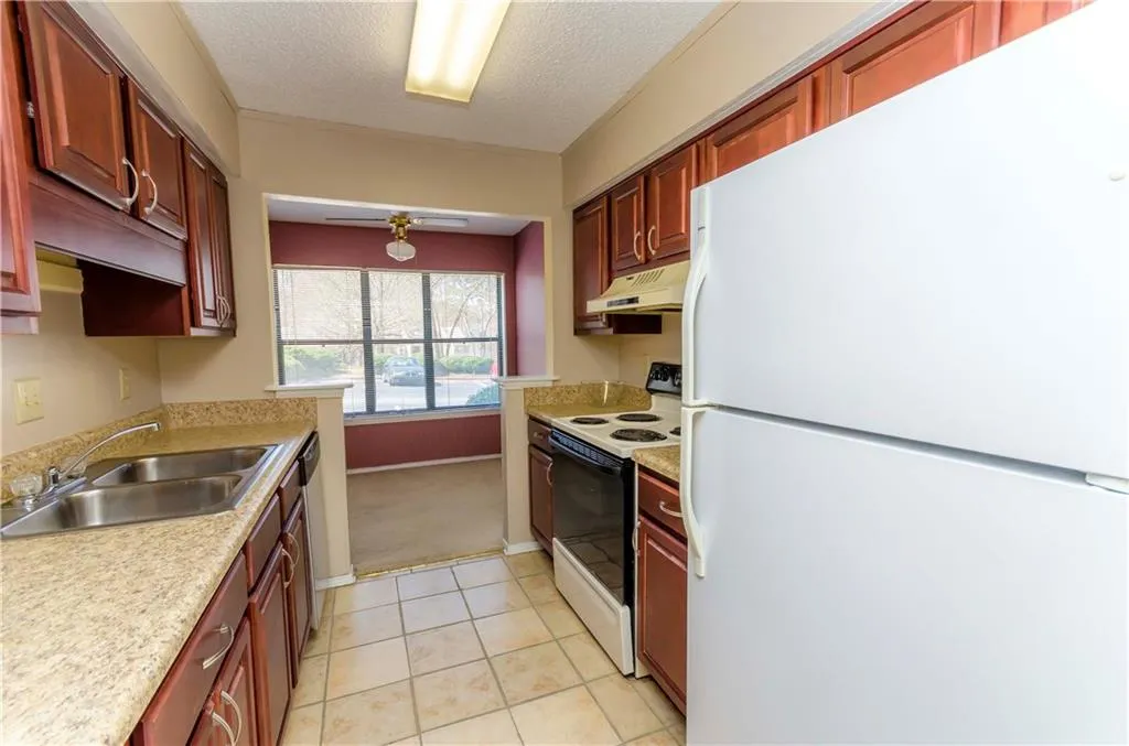 1412 Huntingdon Chase, Atlanta, Georgia 30350, 2 Bedrooms Bedrooms, ,2 BathroomsBathrooms,Residential,Sold,1412 Huntingdon Chase,5960232