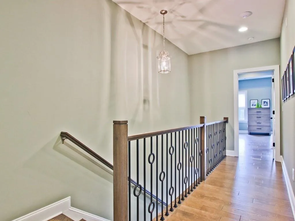 60 Yorkshire Place, Atlanta, Georgia 30328, 3 Bedrooms Bedrooms, ,3 BathroomsBathrooms,Residential,Sold,60 Yorkshire Place,6763349