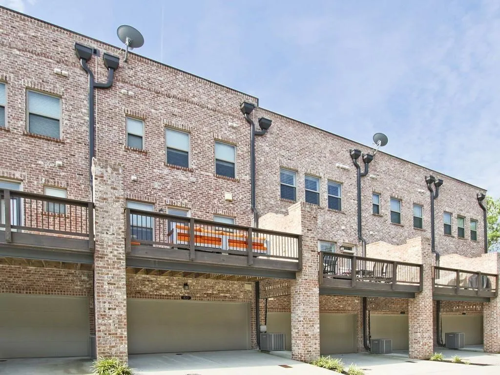 60 Yorkshire Place, Atlanta, Georgia 30328, 3 Bedrooms Bedrooms, ,3 BathroomsBathrooms,Residential,Sold,60 Yorkshire Place,6763349