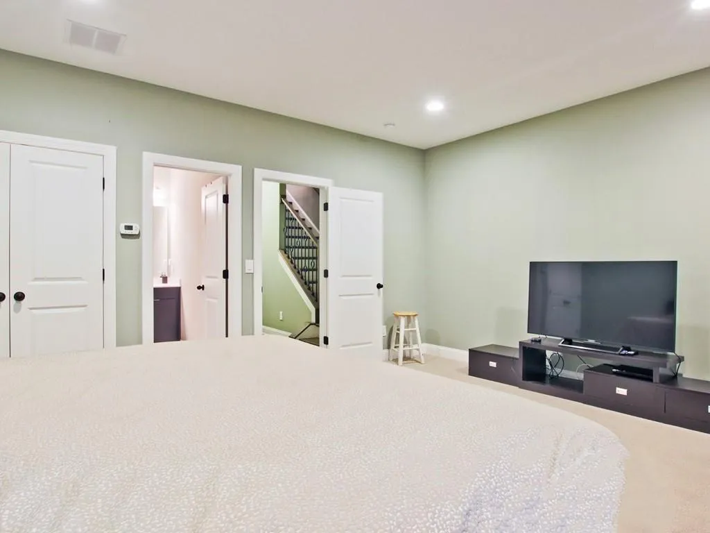 60 Yorkshire Place, Atlanta, Georgia 30328, 3 Bedrooms Bedrooms, ,3 BathroomsBathrooms,Residential,Sold,60 Yorkshire Place,6763349