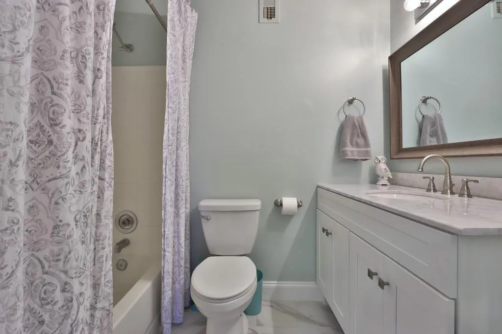 7500 Roswell Road Unit 87, Sandy Springs, Georgia 30350, 2 Bedrooms Bedrooms, ,2 BathroomsBathrooms,Residential,Sold,7500 Roswell Road Unit 87,6647773