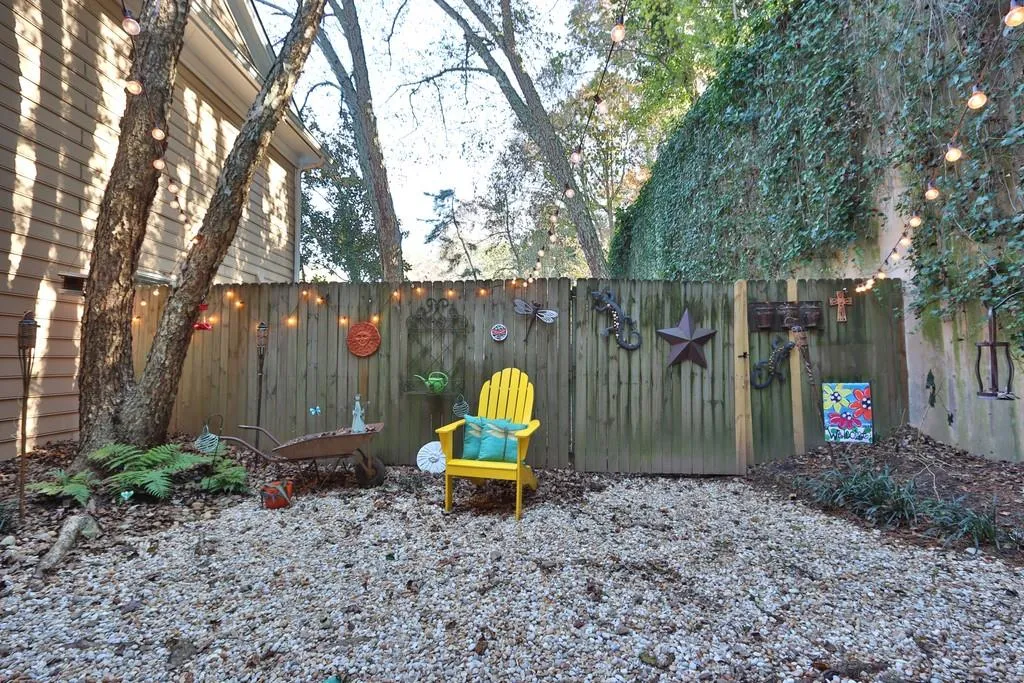 7500 Roswell Road Unit 87, Sandy Springs, Georgia 30350, 2 Bedrooms Bedrooms, ,2 BathroomsBathrooms,Residential,Sold,7500 Roswell Road Unit 87,6647773