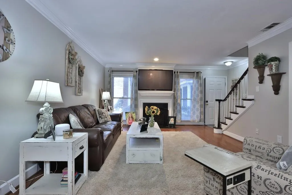 7500 Roswell Road Unit 87, Sandy Springs, Georgia 30350, 2 Bedrooms Bedrooms, ,2 BathroomsBathrooms,Residential,Sold,7500 Roswell Road Unit 87,6647773