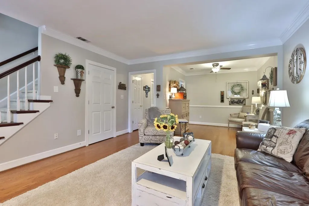 7500 Roswell Road Unit 87, Sandy Springs, Georgia 30350, 2 Bedrooms Bedrooms, ,2 BathroomsBathrooms,Residential,Sold,7500 Roswell Road Unit 87,6647773